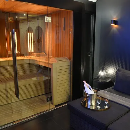 Chambre Avec Jacuzzi Sauna Privatif Apartment Brussels