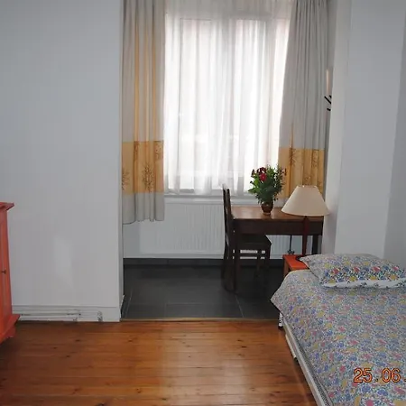 Bed And Toast Bed & Breakfast 2*