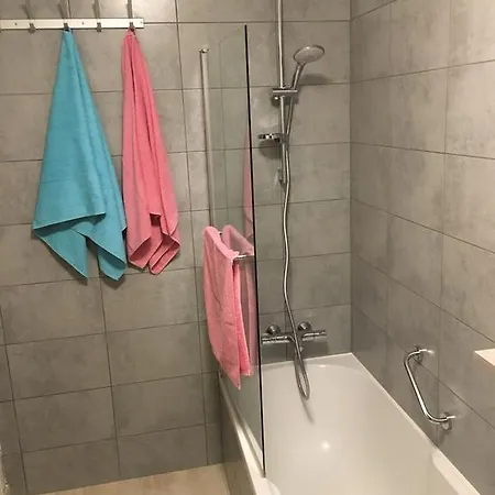 One-bedroom Near Atomium Appartement