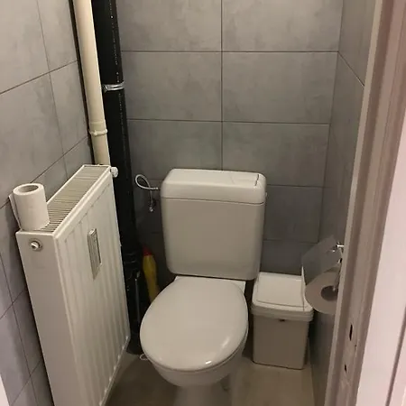 One-bedroom Near Atomium Appartement *