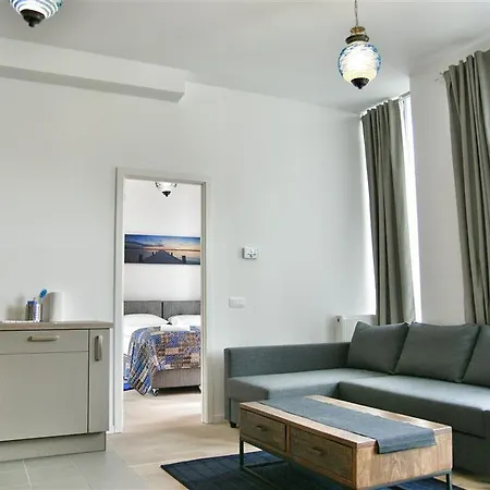 La Monnaie Apartment *