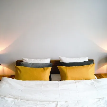 Impasse Pitchoune Bed & Breakfast 3*