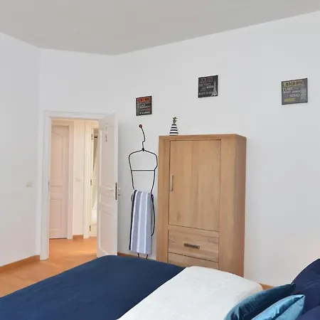 Impasse Pitchoune Bed & Breakfast 3*