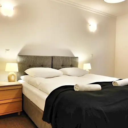 Aparthotel Top Spot 3*