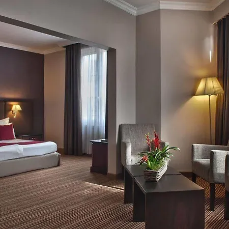 Nh Carrefour De L'europe Hotel Brussels