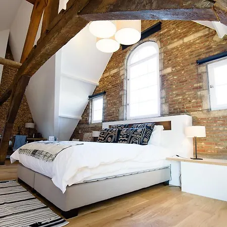 Les De Martin Guest house