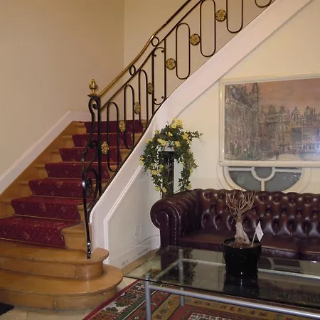 Marie Therese Apartment