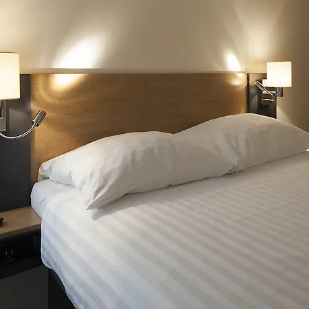 Easyhotel City Centre 3* Brussels