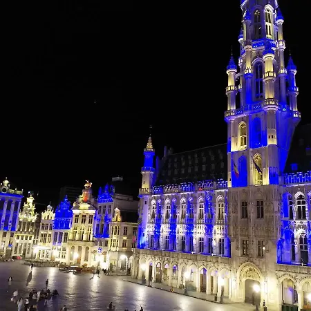Grand Place Apartment *