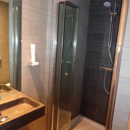 Hostel Brxxl 5 Centre Brussels