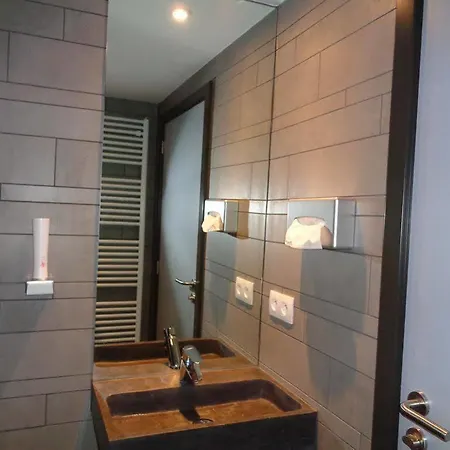 Brxxl 5 Centre