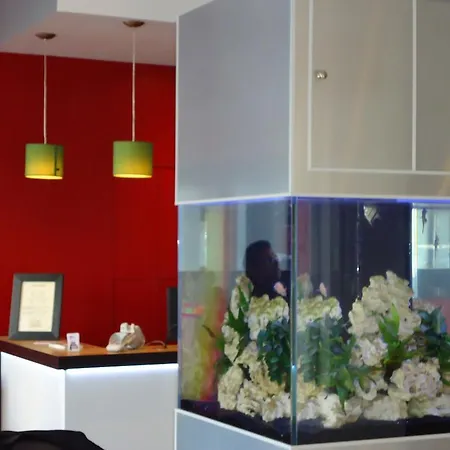 Hotel Mirabeau 2*