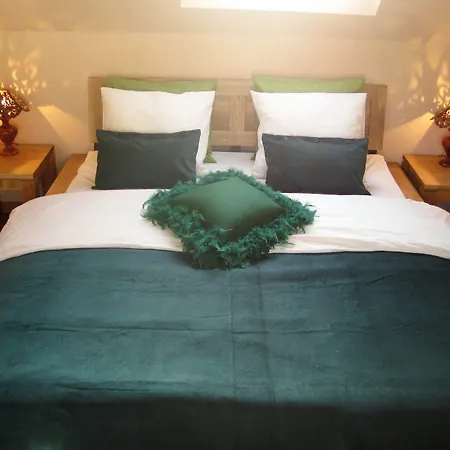 Impasse Pitchoune Bed & Breakfast