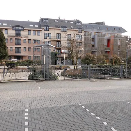 & Housingbrussels * Brussels