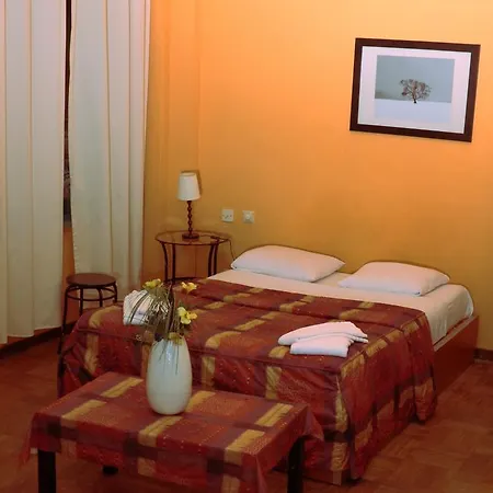 Hotel Abberdeen 2*