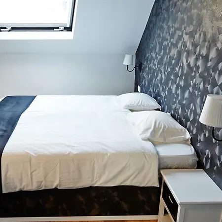 N°9 Boutique Brussels