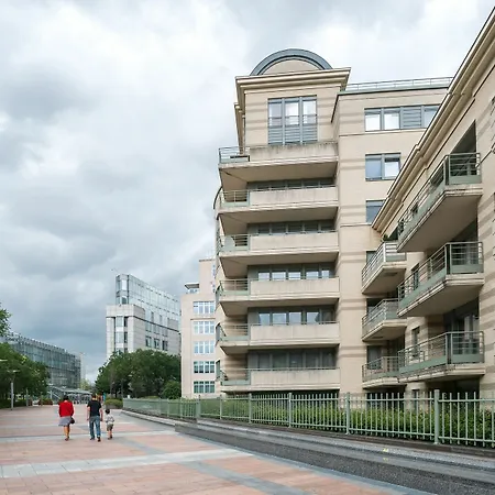 Apartment Sweet Apartments-eu Parliament *