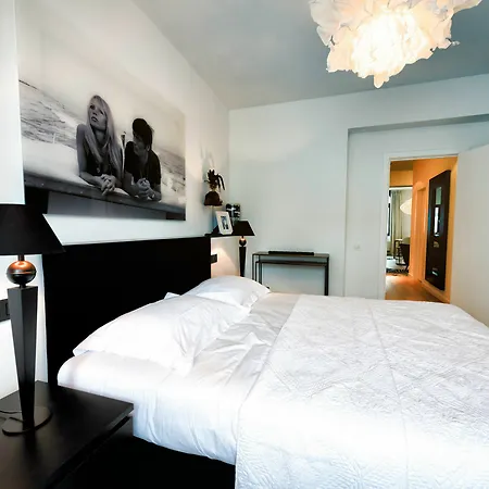 Aparthotel Charles Home - Grand Place Aparthotel