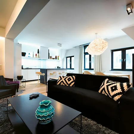 Aparthotel Charles Home - Grand Place Aparthotel Brussels