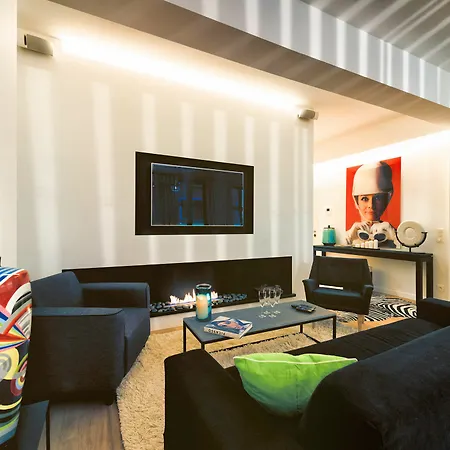 Charles Home - Grand Place Aparthotel Aparthotel