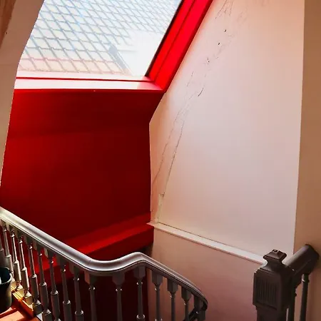 Gaillon Apartment *