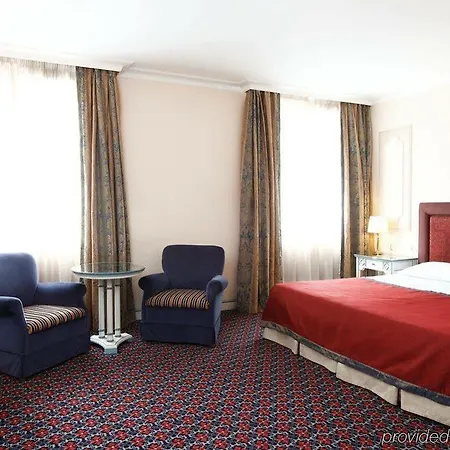 Hotel Nh Collection Grand Sablon 4*