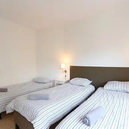 Apartment Centre