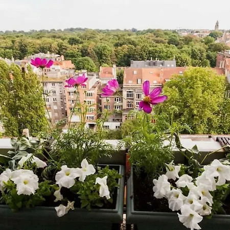 La Cambre - Ensuite Homestay Brussels