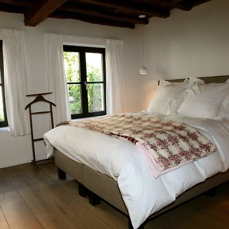 Coeur Sablon Guest house 3*