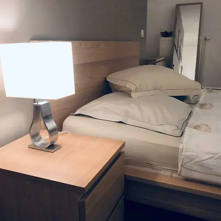 Apartment Grand Place, Only 3 Min Walk, 80M Beautiful Apartment