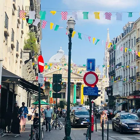 Grand Place, Only 3 Min Walk, 80M Beautiful Apartment Brussels