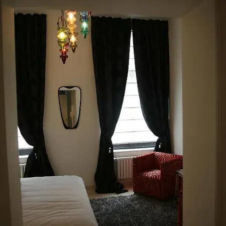 Sablon-aire Suites Apartment *