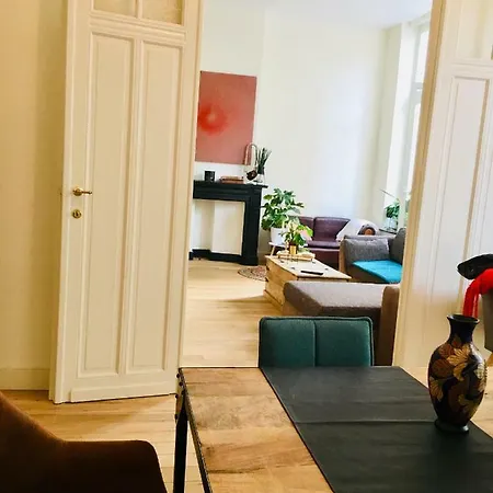 Bed & Breakfast L'artiste Du Sablon Brussels