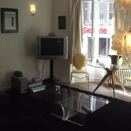 Ams Flats Apartment *