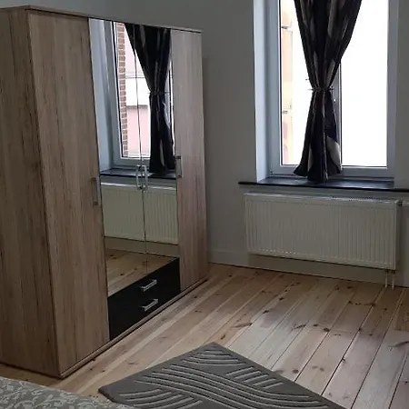 Modern First Floor Appartement *