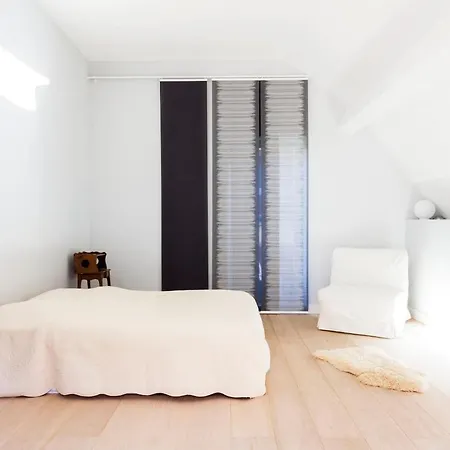 Vakantiehuis Maison Et Jardin De Charme - Sud