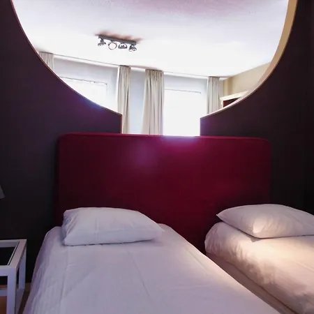 Apart Midi Brussels