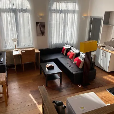 Mantra Apartment *