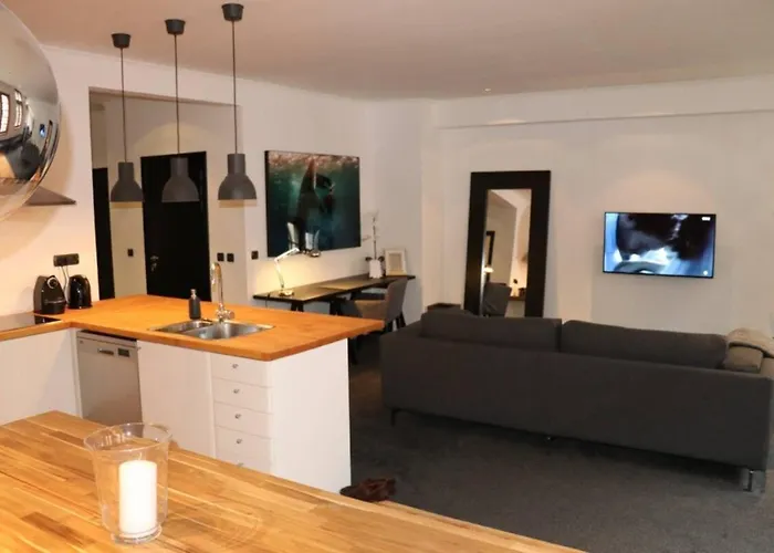 Grand Place Apartments 6