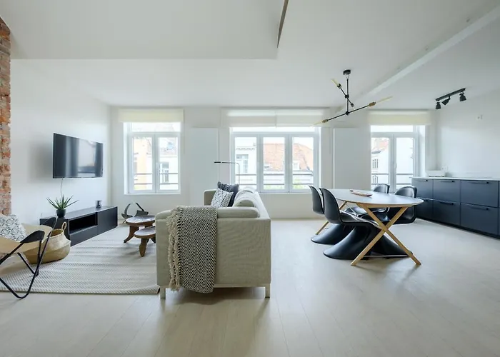 Appartement Tendance 1 Chambre Et Mezzanine Proximite Chatelain, Brugmann