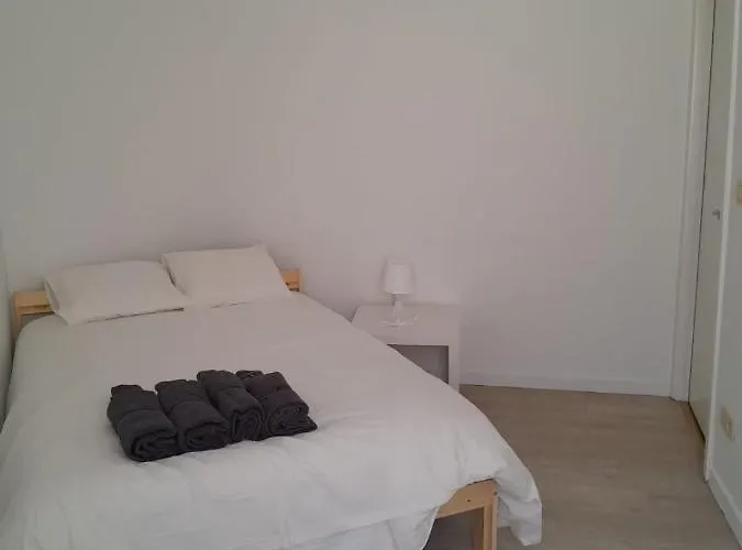 1 Bedroom Studio Sleeps 4