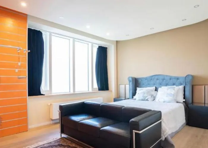 Luxury And Beautiful Apartment With Unique Skyview