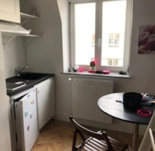 Stay In Maison De Metre In Etterbeek