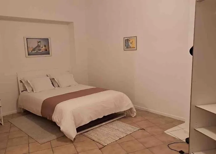 Centre De Bruxelles, Studio B