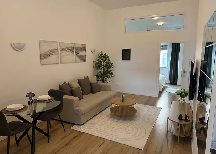 Cozy South-Up