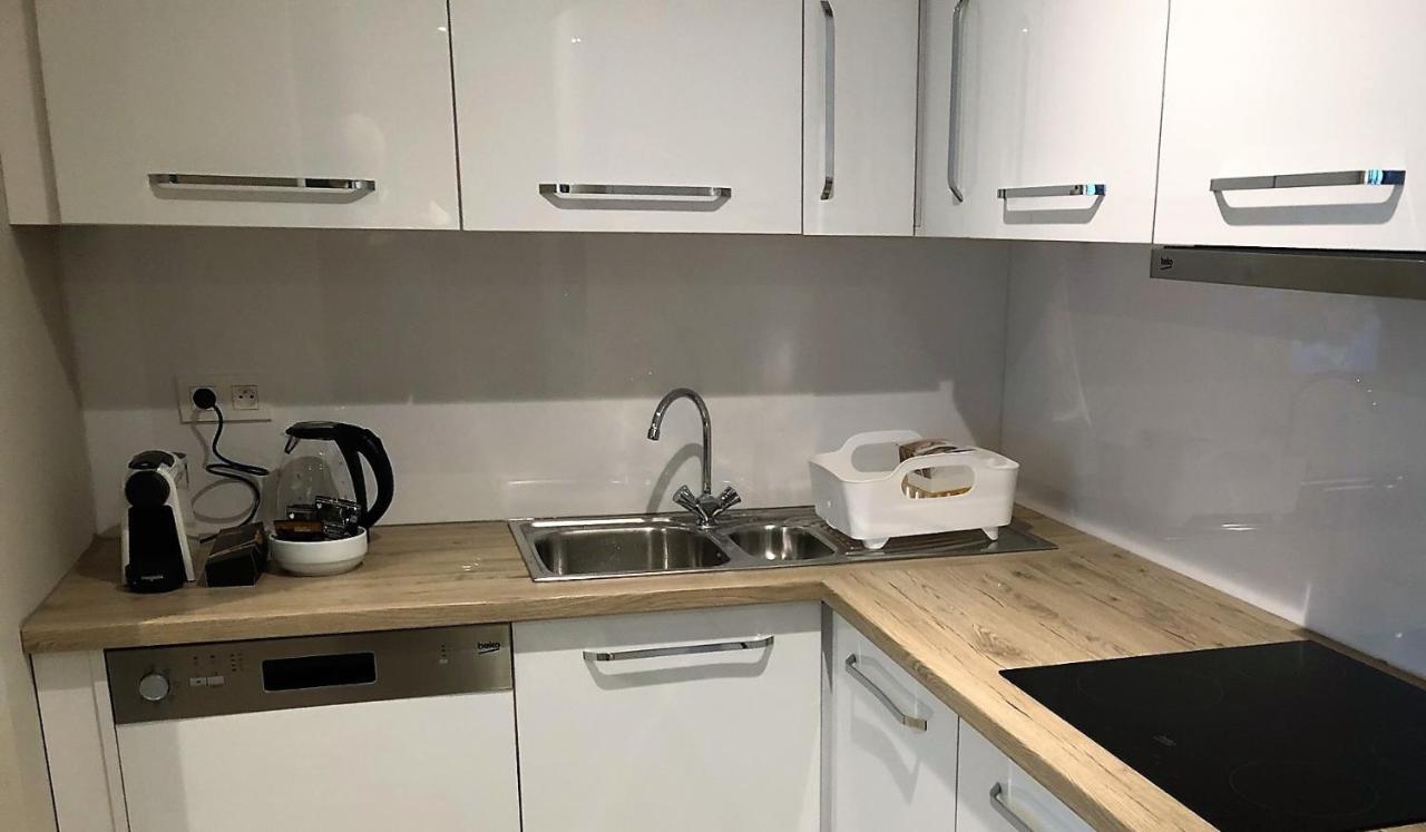 Flat Midi 33 3* Brussels