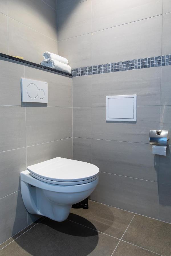 Urban Suites Schuman 2 Aparthotel