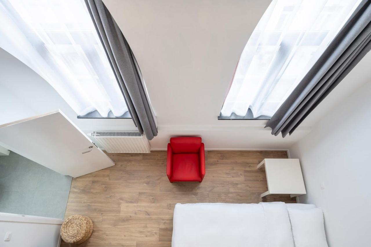 Hotel Beverly Hills Saint-Gilles