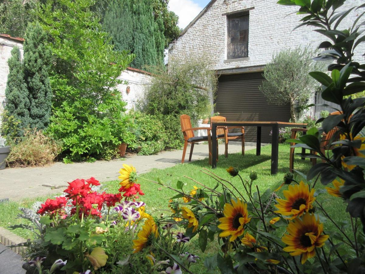 Les Iris Bed & Breakfast