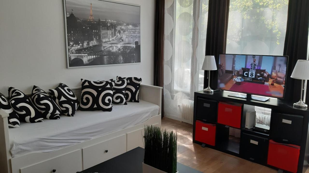 Louise Studio Apartment